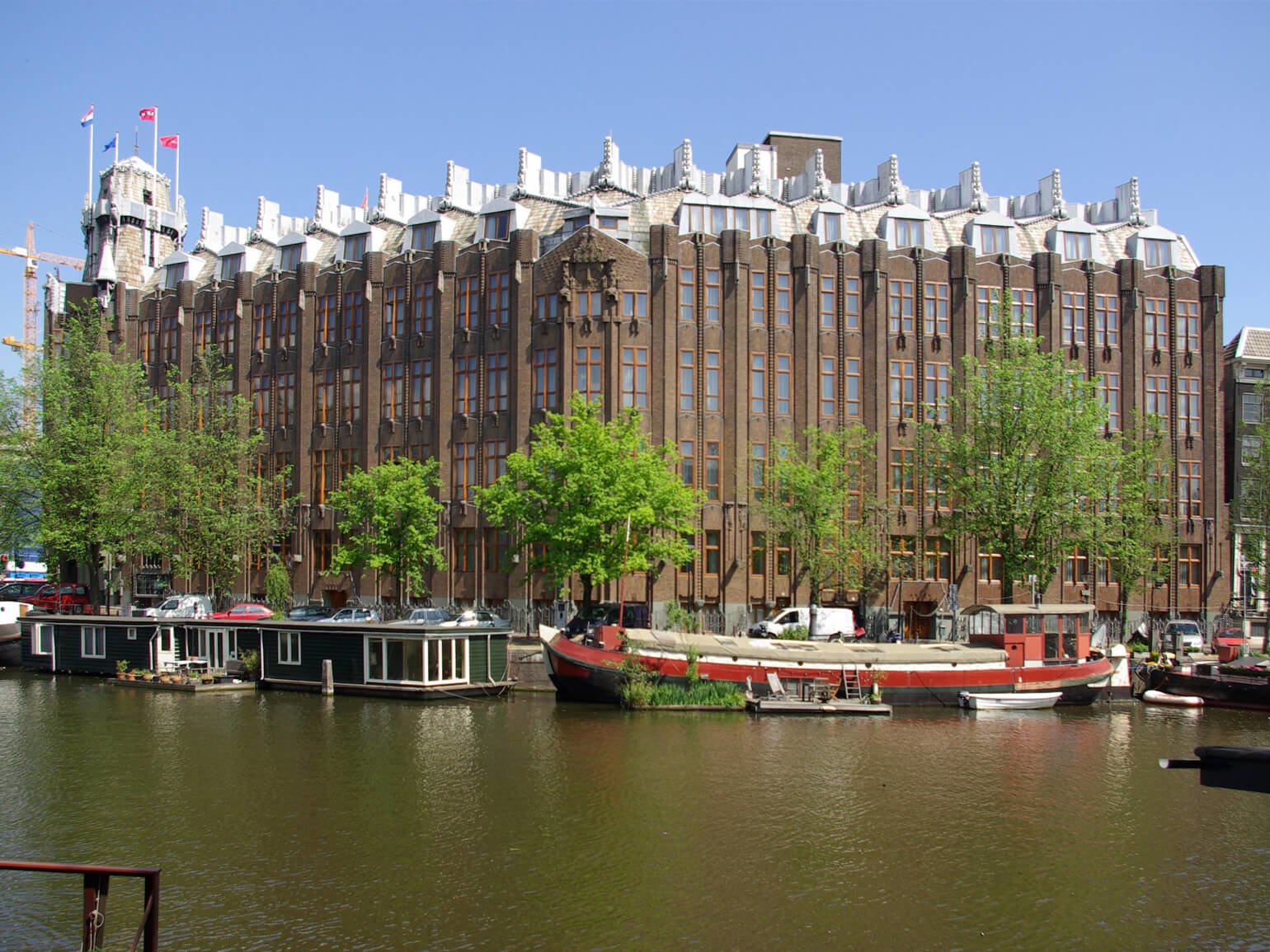 Здание судоходства Амстердам