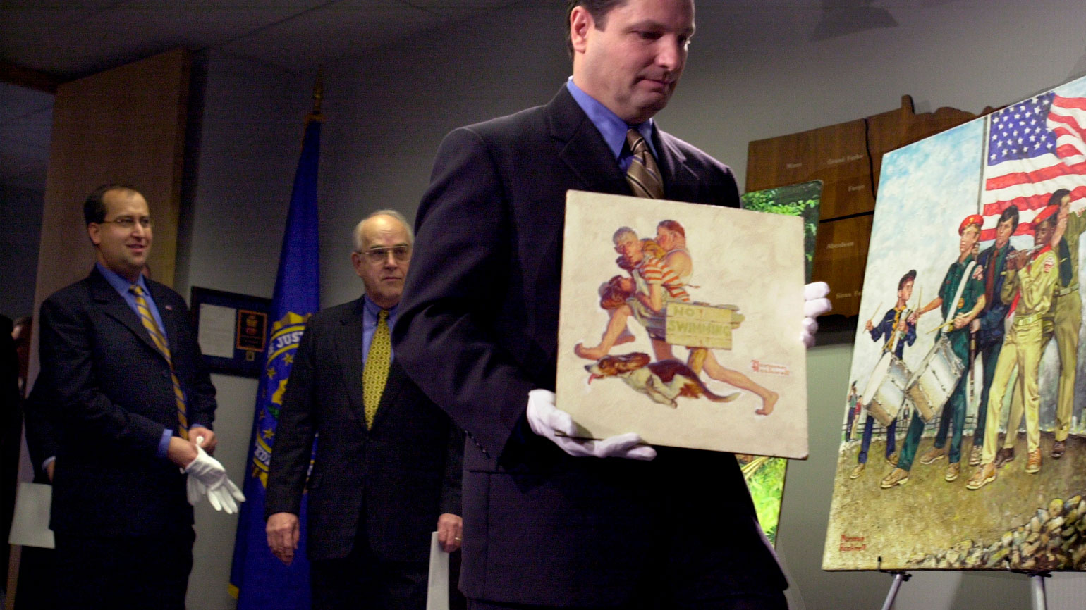 ФБР возвращает картины